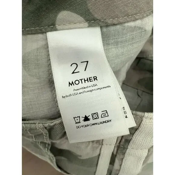 Mother The Shaker Chop Crop Fray Raw Hem Camo Desert Print Pants Size 27